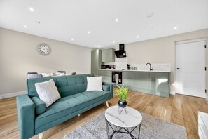 Unclassified image, 5 of 36, button - Cosy 2BR - Fast Wi-Fi - Work Space - Free Parking (Cardiff)