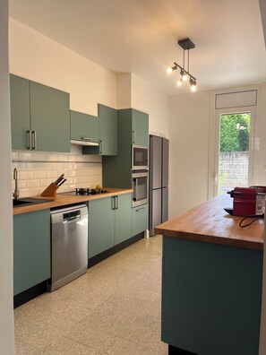 Imagen sin descripción, 4 de 10, botón