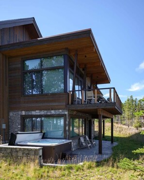 House, 6 Bedrooms | Tab spa terbuka