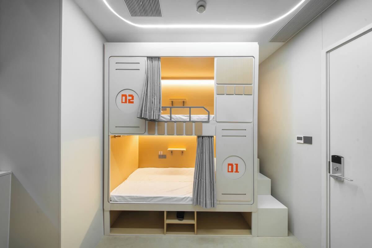 Senior Shared Dormitory, Men only, City View | Hypo-allergenic bedding, soundproofing, free WiFi