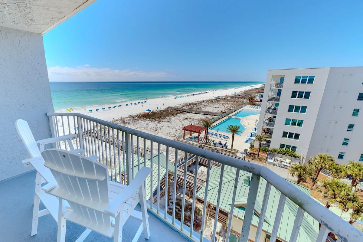 Studio | Property grounds