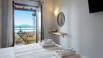1 bedroom, travel crib, WiFi, bed sheets