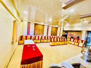 Unclassified image, 4 of 17, button - The City Park Hotel  (Hyderabad)