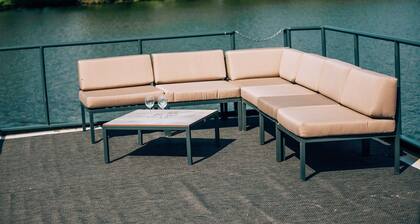 Schwimmendes Ferienhaus in Berlin