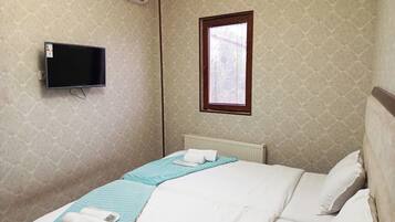 Economy Twin Room, Courtyard View