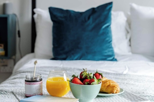 2 Schlafzimmer, Schreibtisch, Bügeleisen/Bügelbrett, kostenloses WLAN