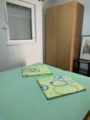 2 bedrooms, free WiFi, bed sheets - Apartment Vir 1 (Vir)