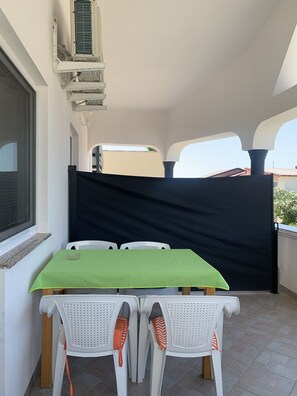 Outdoor dining - Apartment Vir 5 (Vir)