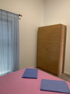1 chambre, Wi-Fi gratuit, draps fournis