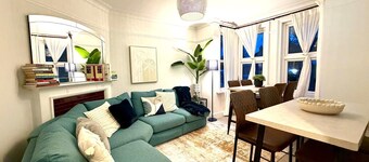 Detached 4 Bedroom Earlham House with Ample Private Parking