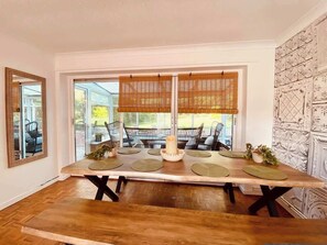 Dining - Norwich Spacious 5 Bed House (Norfolk)