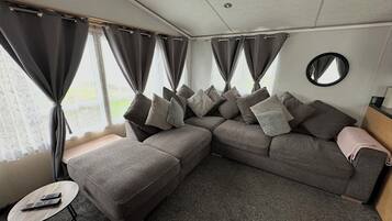 Cottage | Living area