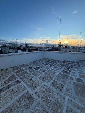 星評価なしの画像、4 / 8、ボタン