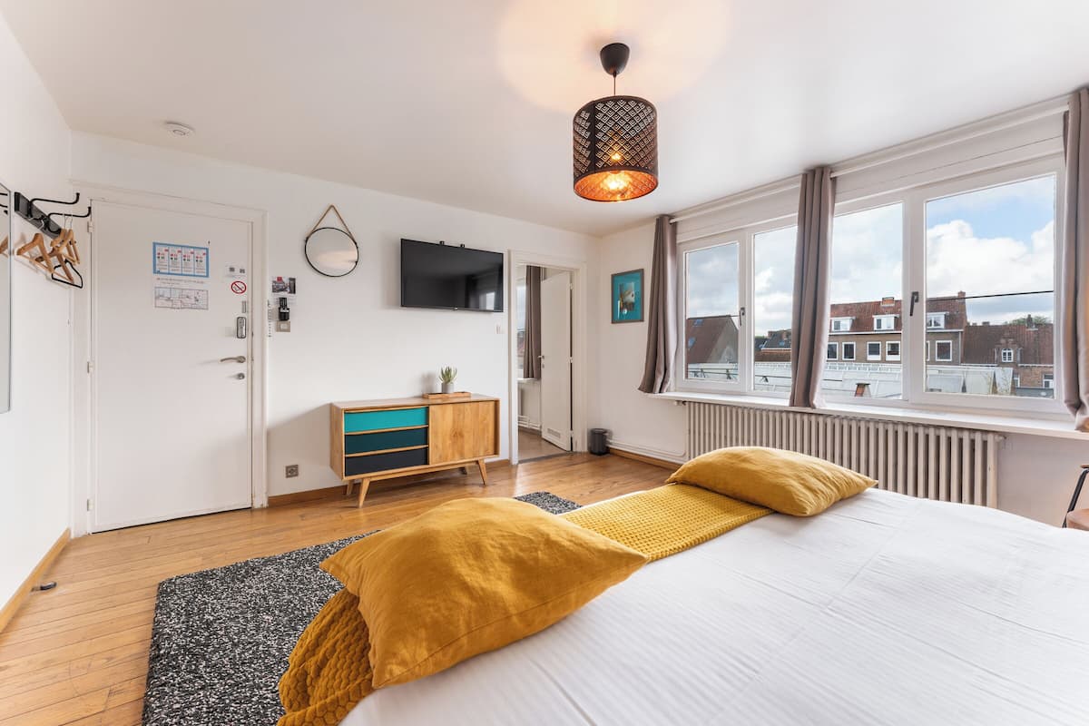 Chambre luxueuse double | AccĂšs au Wi-Fi (inclus), literie fournie