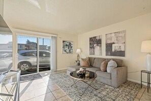Smart TV - Private Coastal Retreat Near Monterey Bay & Beach! (Marina)