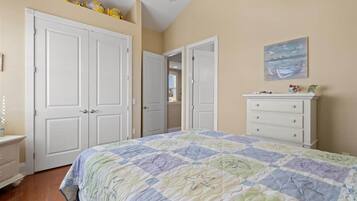 2 chambres, fer et planche Ă repasser, Wi-Fi, draps fournis