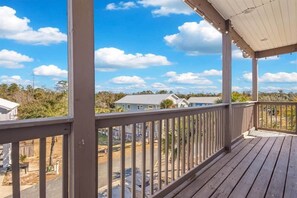 Unclassified image, 2 of 30, button - Driftwood Haven at Rivers Bend - Steinhatchee (Steinhatchee)