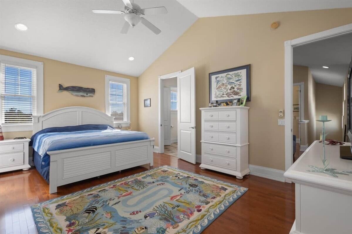 2 quartos, ferros/tábuas de passar roupa, Wi-Fi, roupa de cama