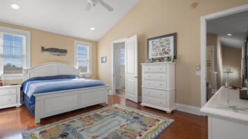 2 quartos, ferros/tábuas de passar roupa, Wi-Fi, roupa de cama