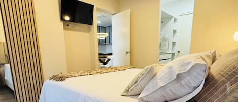 1 bedroom, iron/ironing board, internet, bed sheets