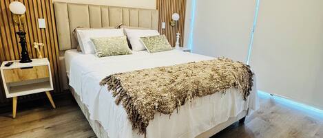 1 bedroom, iron/ironing board, internet, bed sheets