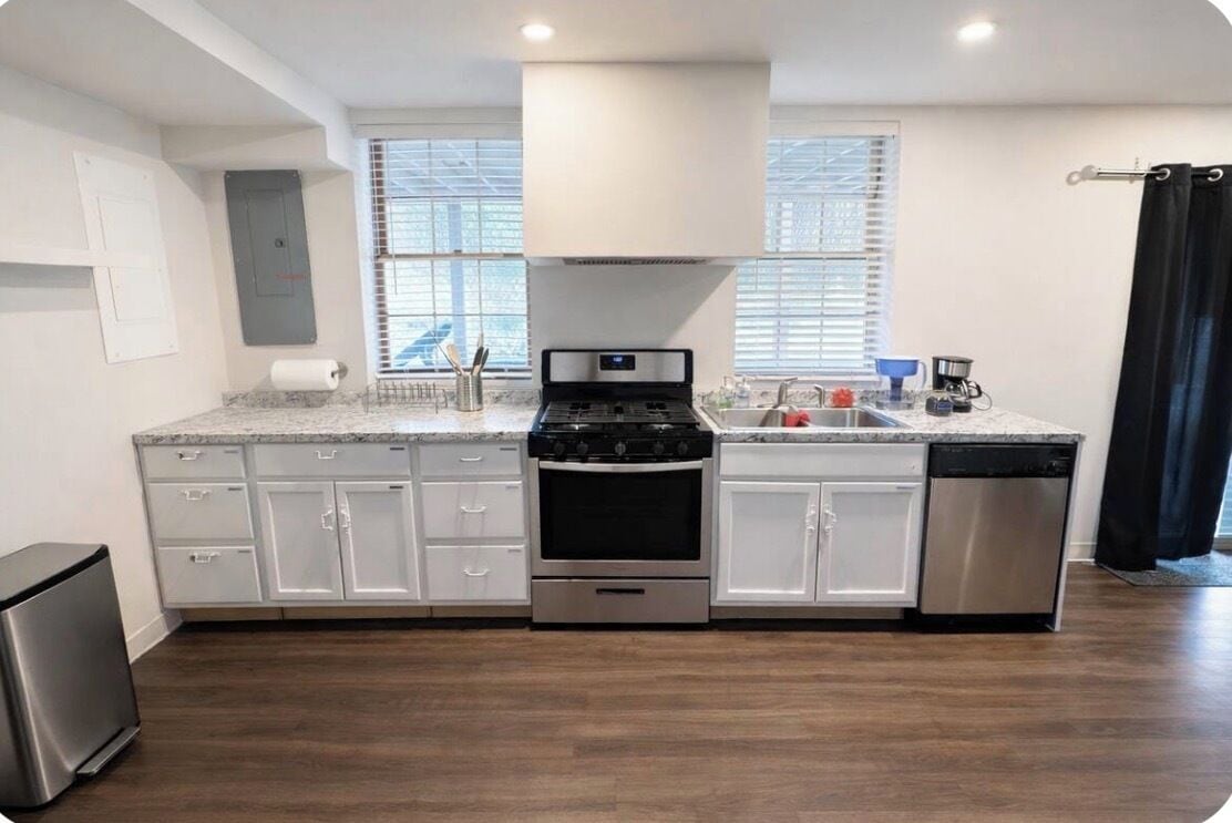 冰箱、微波炉、炉灶、茶具/咖啡用具