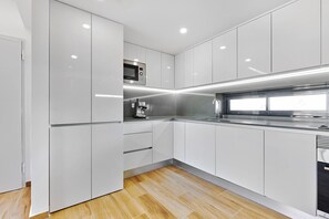 Fridge, microwave, oven, dishwasher - Apartamento Velapi 23 (Los Alcazares) (San Javier)
