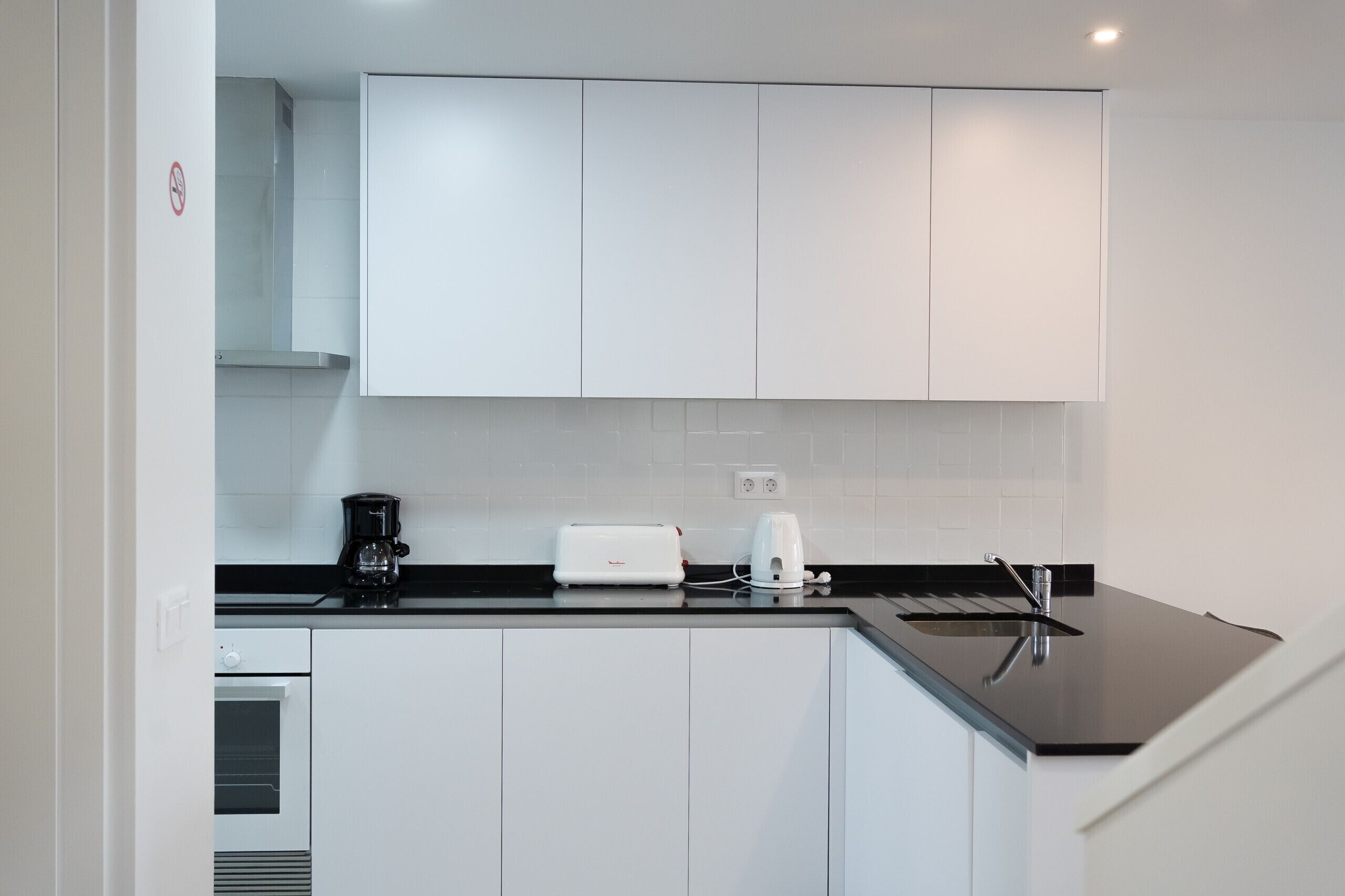 Refrigerador, microondas, horno y lavavajillas 