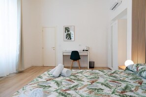 Tabla de planchar con plancha y wifi gratis 