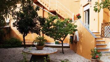 Enceinte de lâhĂ©bergement