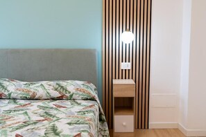 Superior Double Room, Non Smoking, Courtyard View - Il Giardinetto Guest House (Civitavecchia)