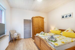 WiFi, bed sheets - Kleine Möwe Apartment on Borkum – Cozy Retreat for 2 Guests (Borkum)