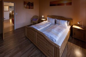 WiFi, bed sheets - Holiday Home 'Südstrand' on Borkum for 2–4 Guests, 2 Bedrooms (Borkum)