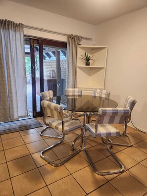Dining room - 5 Beach Dunes (Richards Bay)
