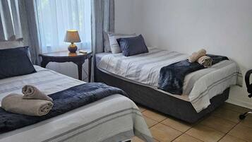 Chambre Standard avec lits jumeaux, vue jardin