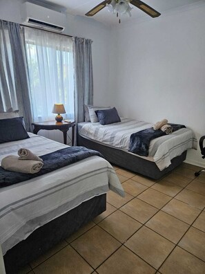 Chambre Standard avec lits jumeaux, vue jardin