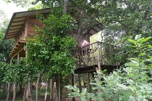 Classic Double Room, Balcony, Courtyard View | Property grounds - Sky Forest (Habarana)