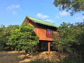 디럭스 더블룸, 발코니, 마당 전망