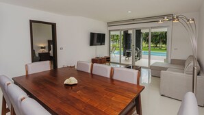Interior - New Mareazul Resort swim up short walk to beach 2 bdrm 2bath Casa Mistica (Playa del Carmen)