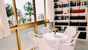 Unclassified image, 3 of 18, button - Mayoral Frontline Marbella (Marbella)