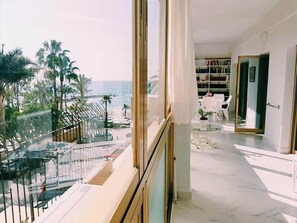 Interior - Mayoral Frontline Marbella (Marbella)
