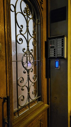 Exterior detail - Imperial Central Residences West (Rijeka)