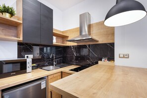 Superior Studio, City View | Private kitchen - Imperial Central Residences West (Rijeka)