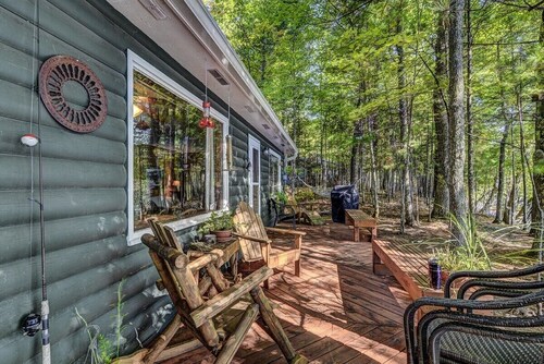 Stepaway Vacation Rentals - Frog Hollow on Finley Lake