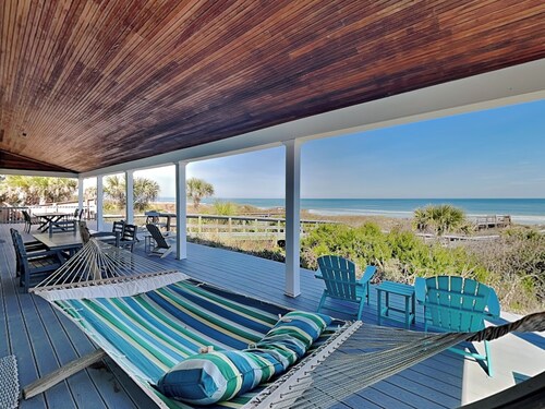 Morning Glory | Oceanfront on Gracy’s Crescent Beach w/Large Deck