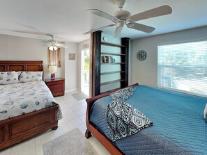 3 bedrooms, iron/ironing board, internet, bed sheets