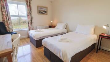 1 bedroom, individually decorated, individually furnished, free WiFi