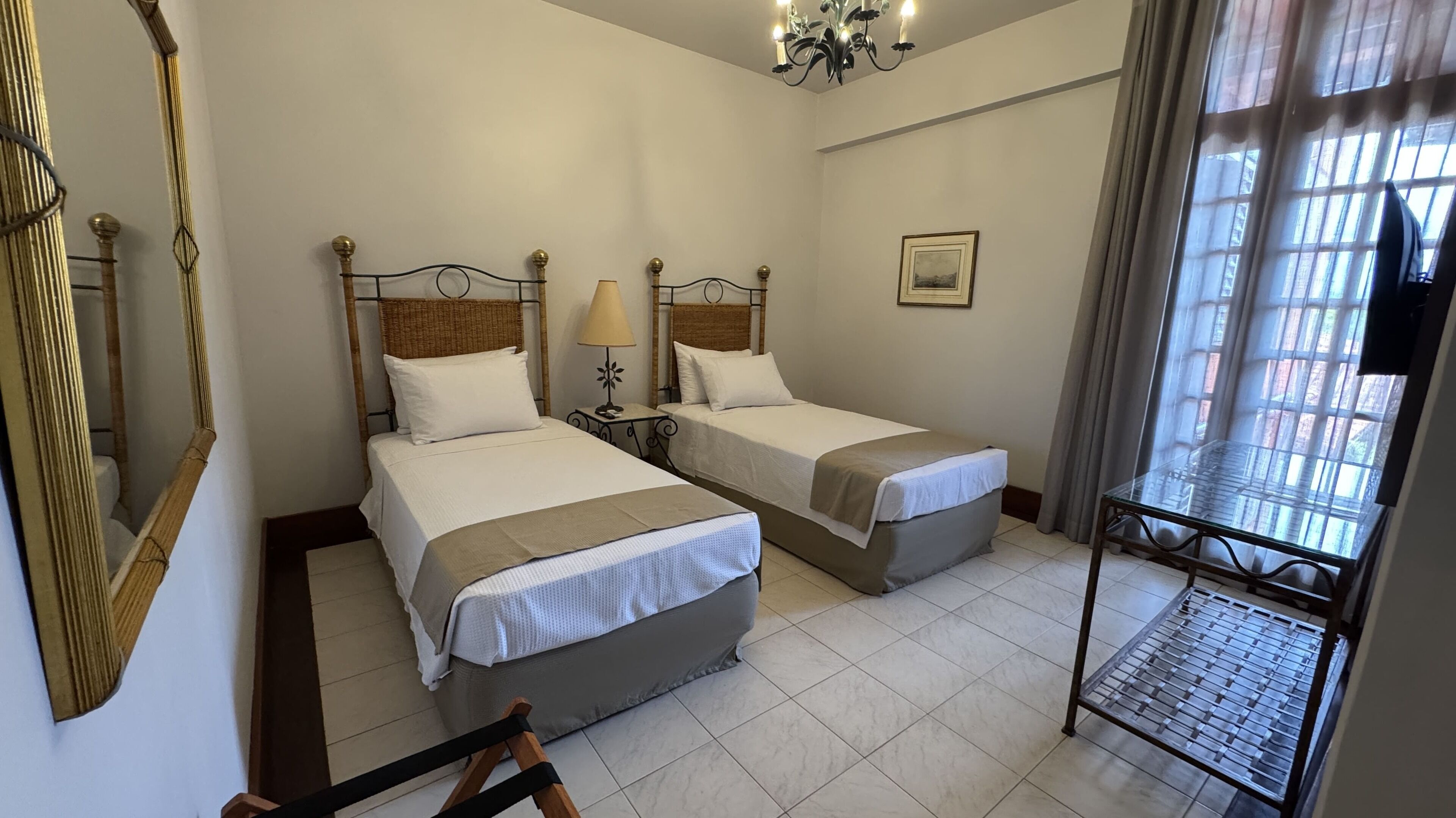 Yhden hengen huone, näköala puutarhaan | Ylelliset vuodevaatteet, ilmainen Wi-Fi, vuodevaatteet