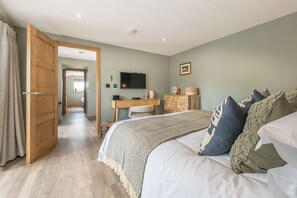 2 slaapkamers, reisbedje, wifi, beddengoed