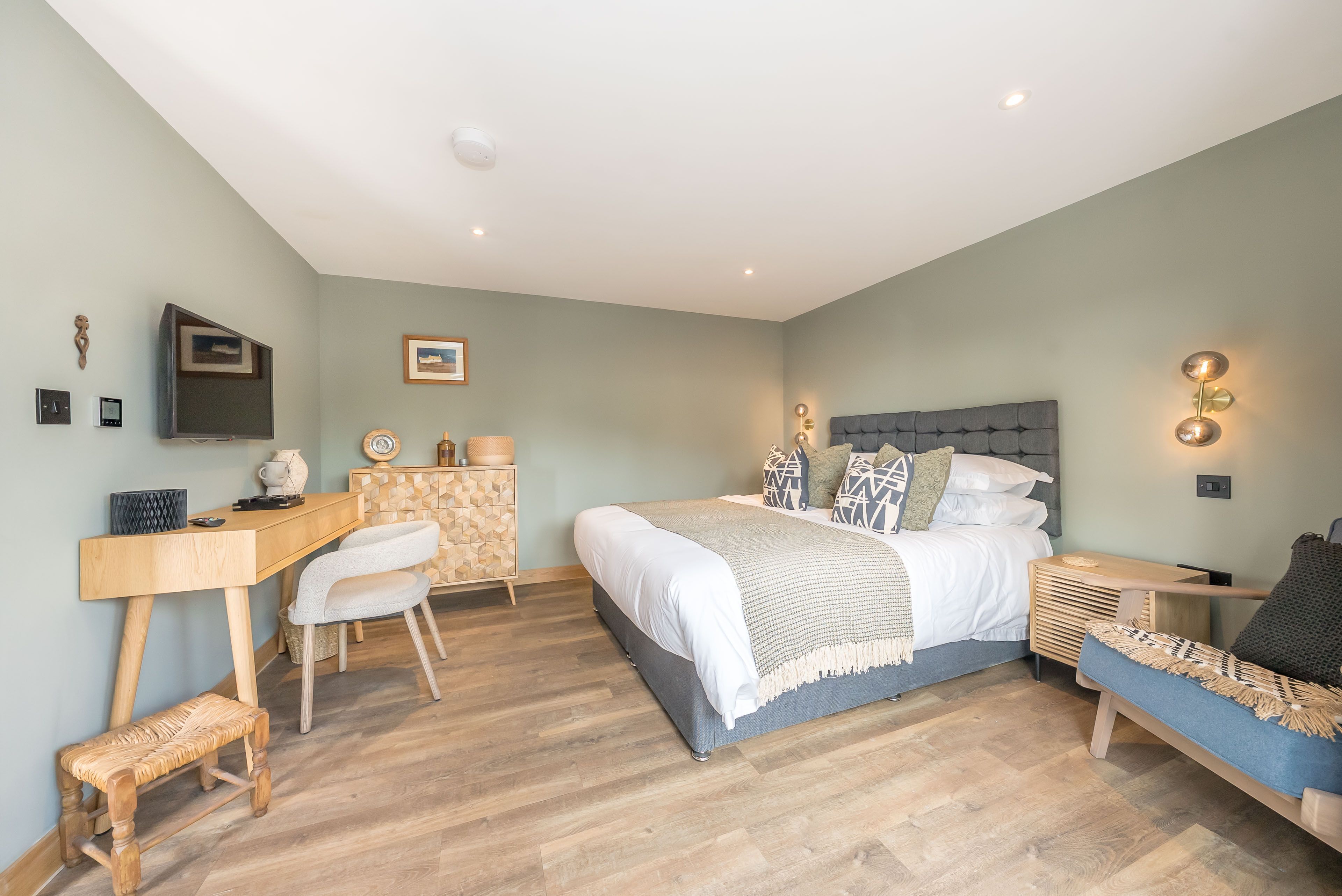 2 Schlafzimmer, Reisekinderbett, WLAN, Bettwäsche